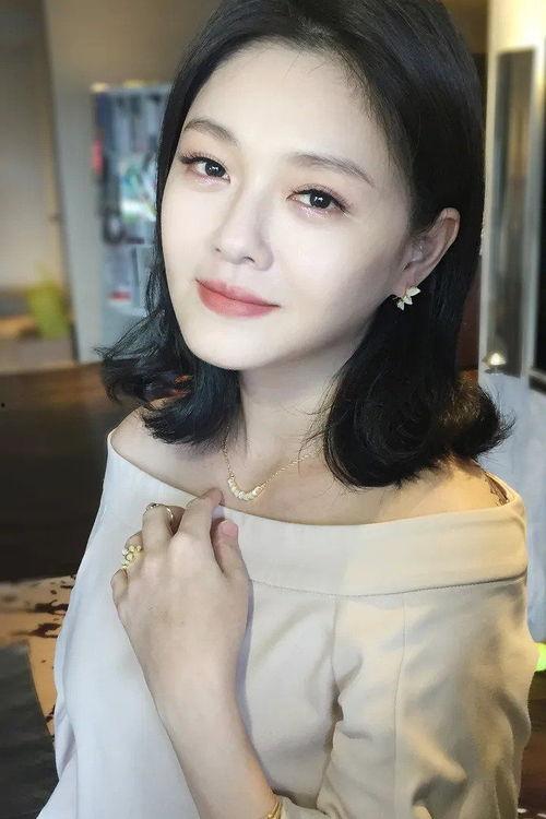 杭州姑姑爆料新闻视频最新,揭秘新闻背后的惊人真相